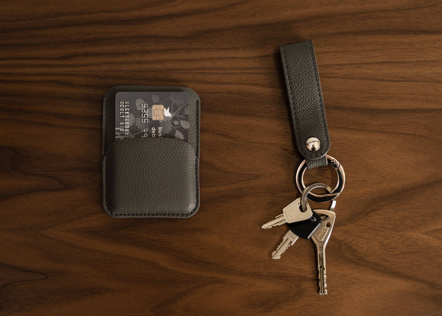 Comment le porte-cartes en cuir peut simplifier votre vie
