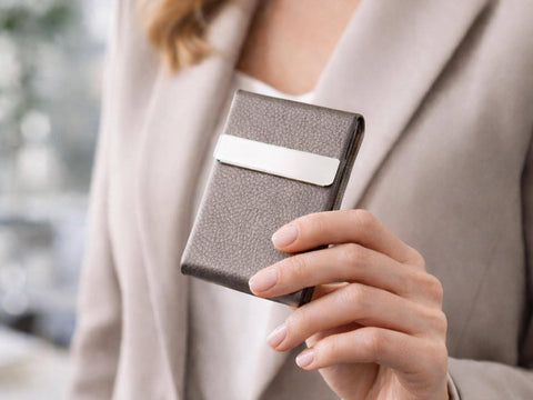 porte-cartes femme compact