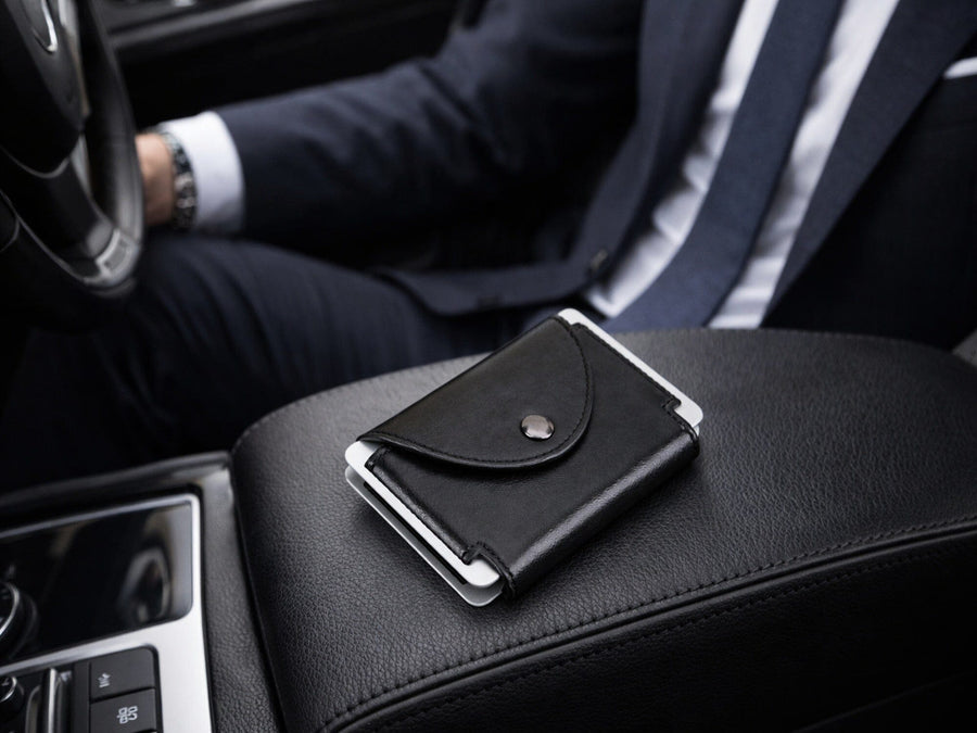 Porte-cartes métal & simili cuir RFID – pratique et confortable