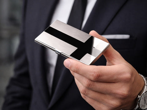 porte-cartes homme métal robuste