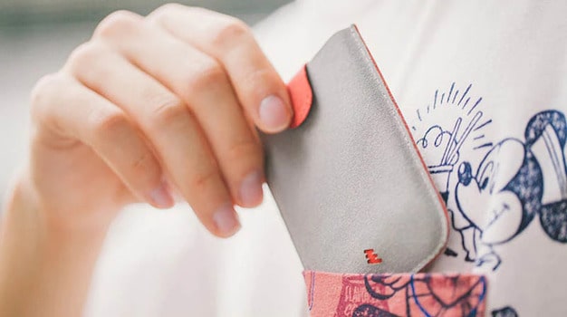 Porte-cartes avec tirette colorée - Le Classique™