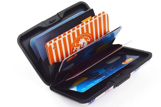 Porte-cartes en métal rigide lisse RFID - Le Classique™