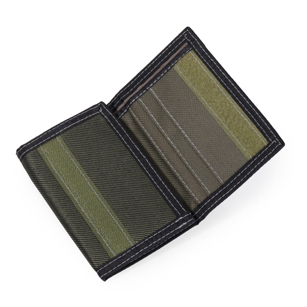 Porte monnaie en tissu avec écusson en métal - Le Classique™